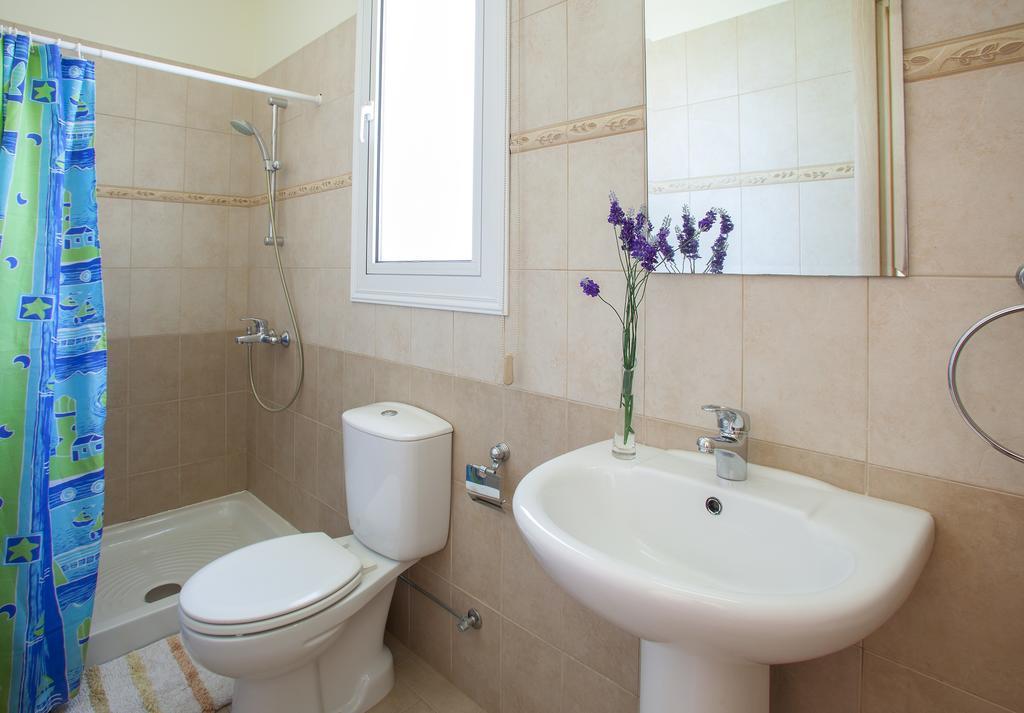 Villa Clematis Protaras Exterior photo